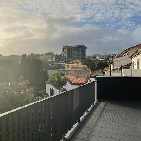 Carreira Residence Funchal  Exterior photo